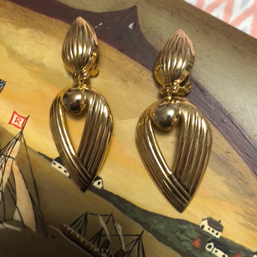 Ladies earnings